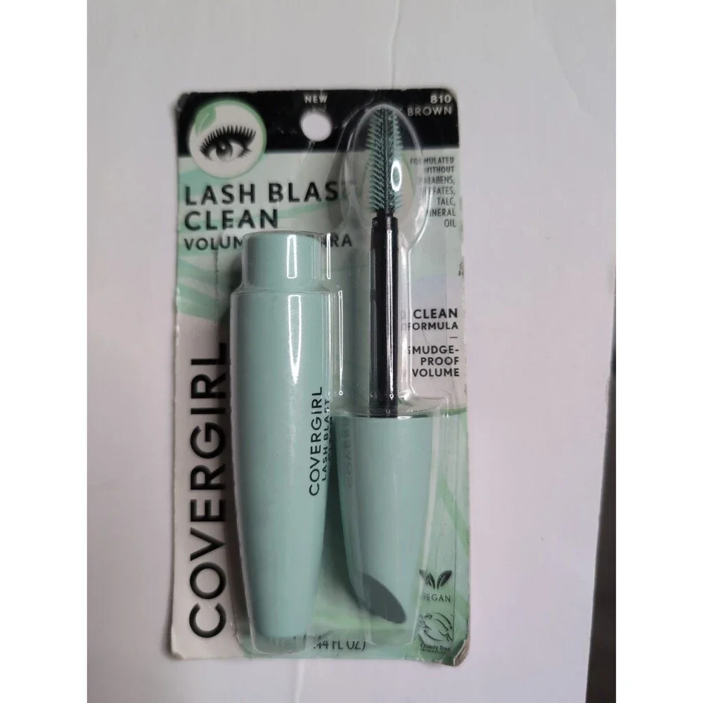 COVERGIRL Lash Blast Clean Formula Volume Mascara 810 Black Brown Smudge Proof